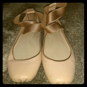 Chloe pink leather flats